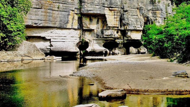 Gite Le Chamaju Labeaume Exterior foto